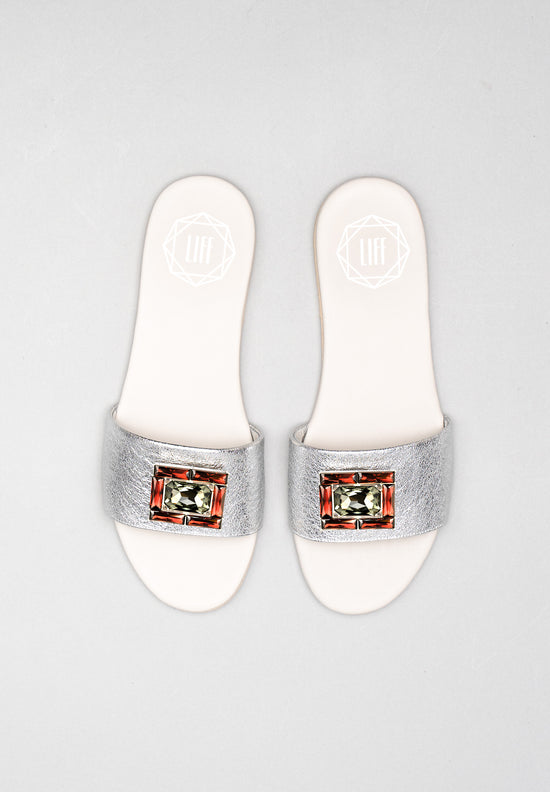 Schlappen Lou mit austauschbarer Brosche Rahel