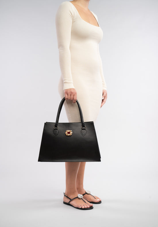 Miranda mit austauschbarer Brosche Scarlett